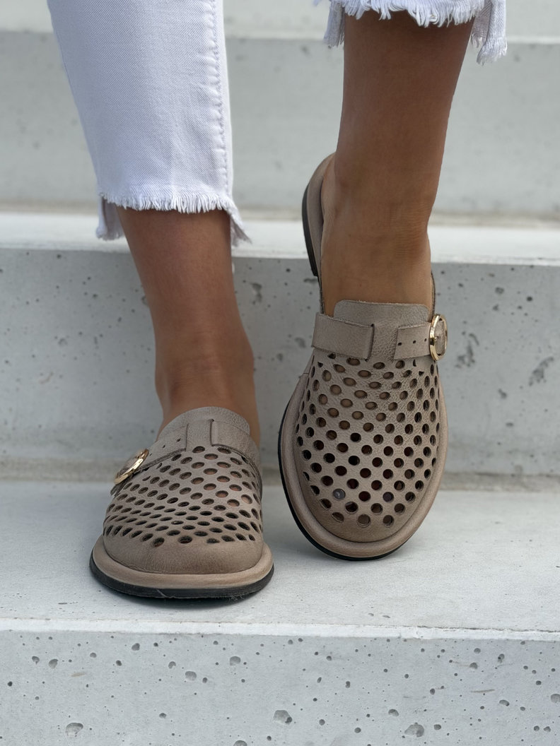 Skórzane ażurowe klapki barefoot KAZADII VELOURA beige polska produkcja - obrazek 3