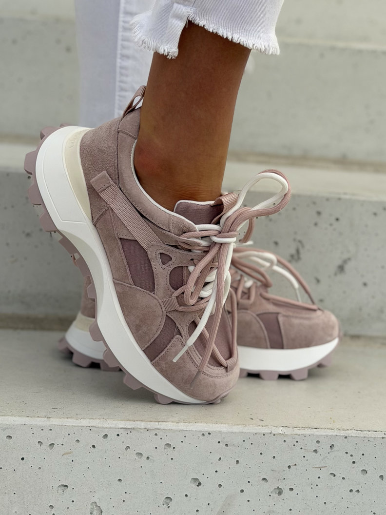 Skórzane lekkie sneakersy na wyższej podeszwie TREKKA PINK - obrazek 5