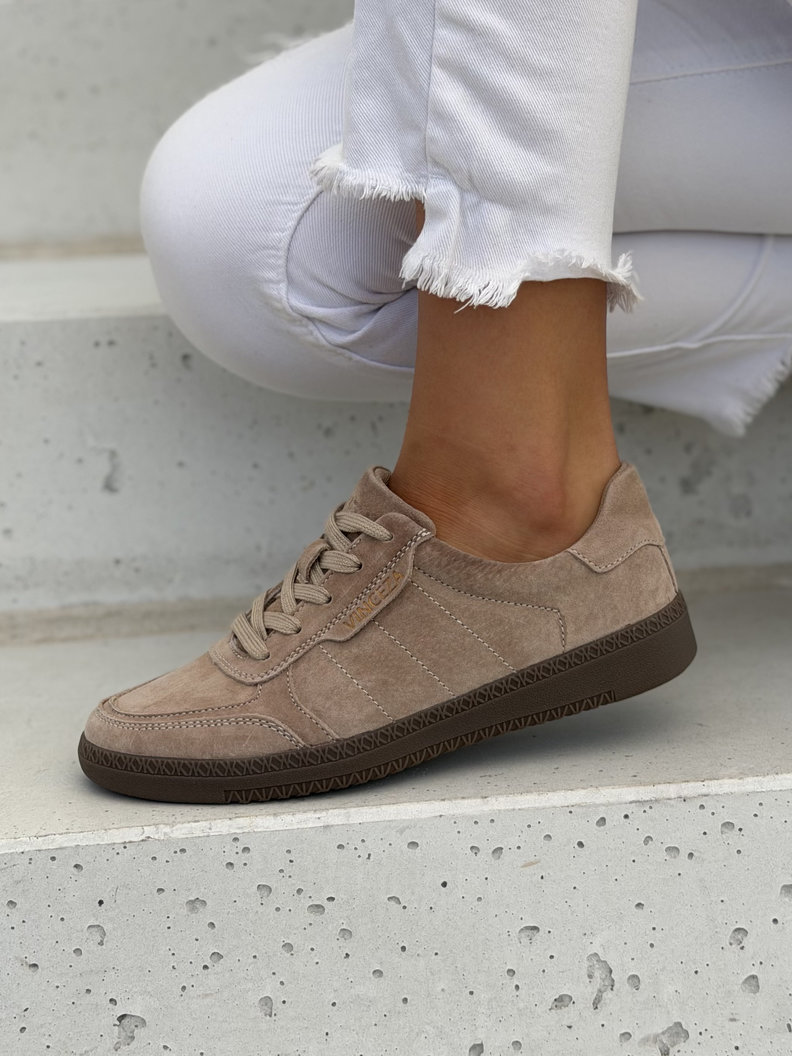Skórzane trampki damskie na lekkiej platformie MIA beige - obrazek 6