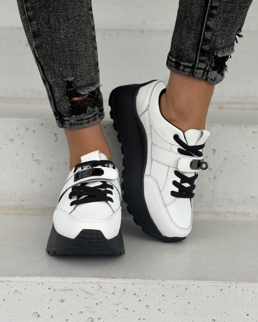 Sneakersy damskie Monéa białe z ozdobną klamrą skóra naturalna - obrazek 3