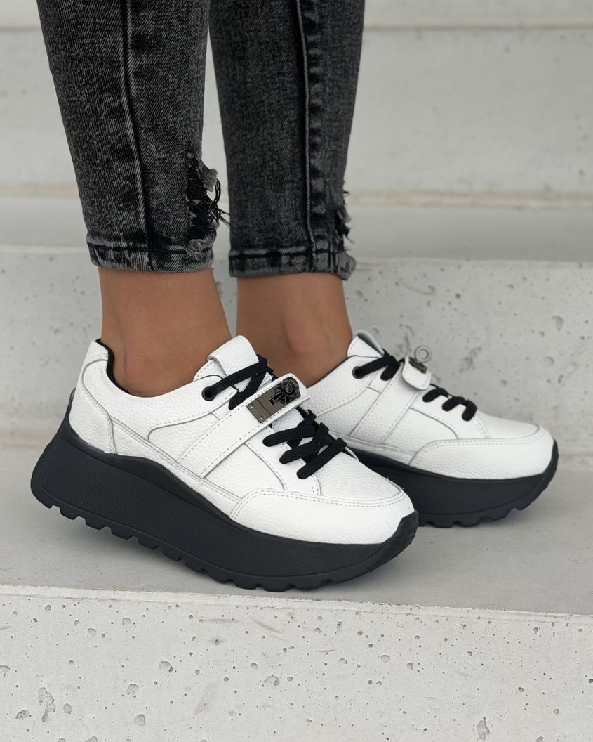 Sneakersy damskie Monéa białe z ozdobną klamrą skóra naturalna - obrazek 5
