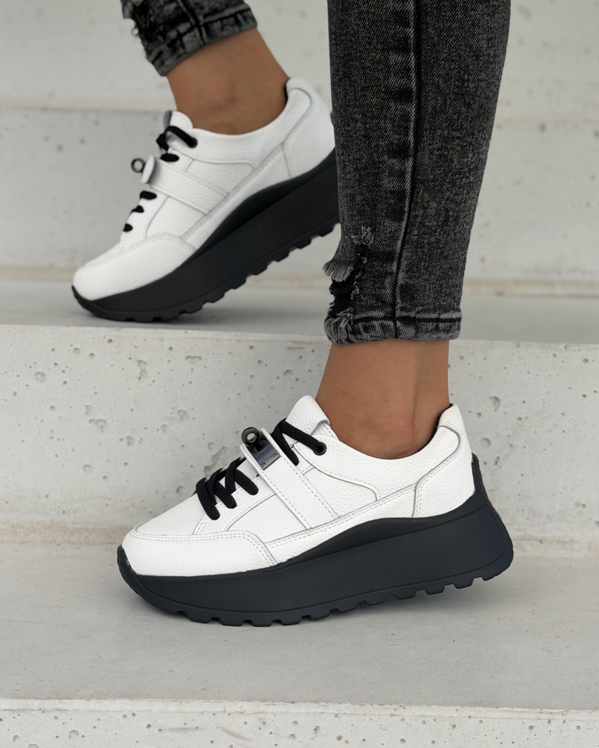 Sneakersy damskie Monéa białe z ozdobną klamrą skóra naturalna - obrazek 7