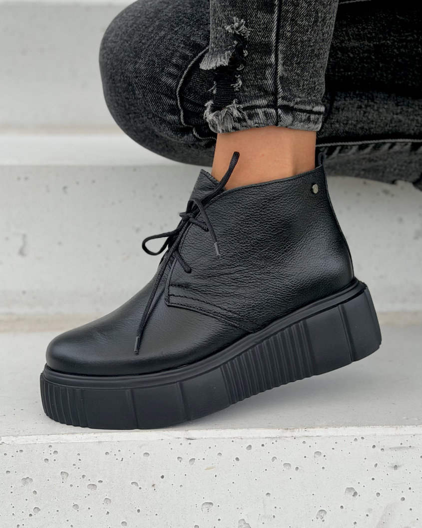 Botki na wyższej podeszwie KAZADII ZAINA BLACK SUEDE skóra naturalna polska produkcja