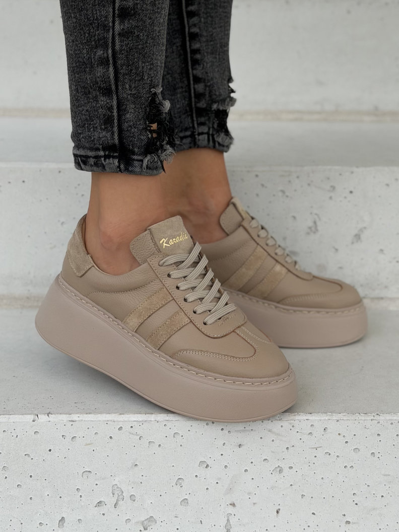 Skórzane TRAMPKI na wyższej podeszwie KAZADII ARDELIA ALL BEIGE polska produkcja - obrazek 6