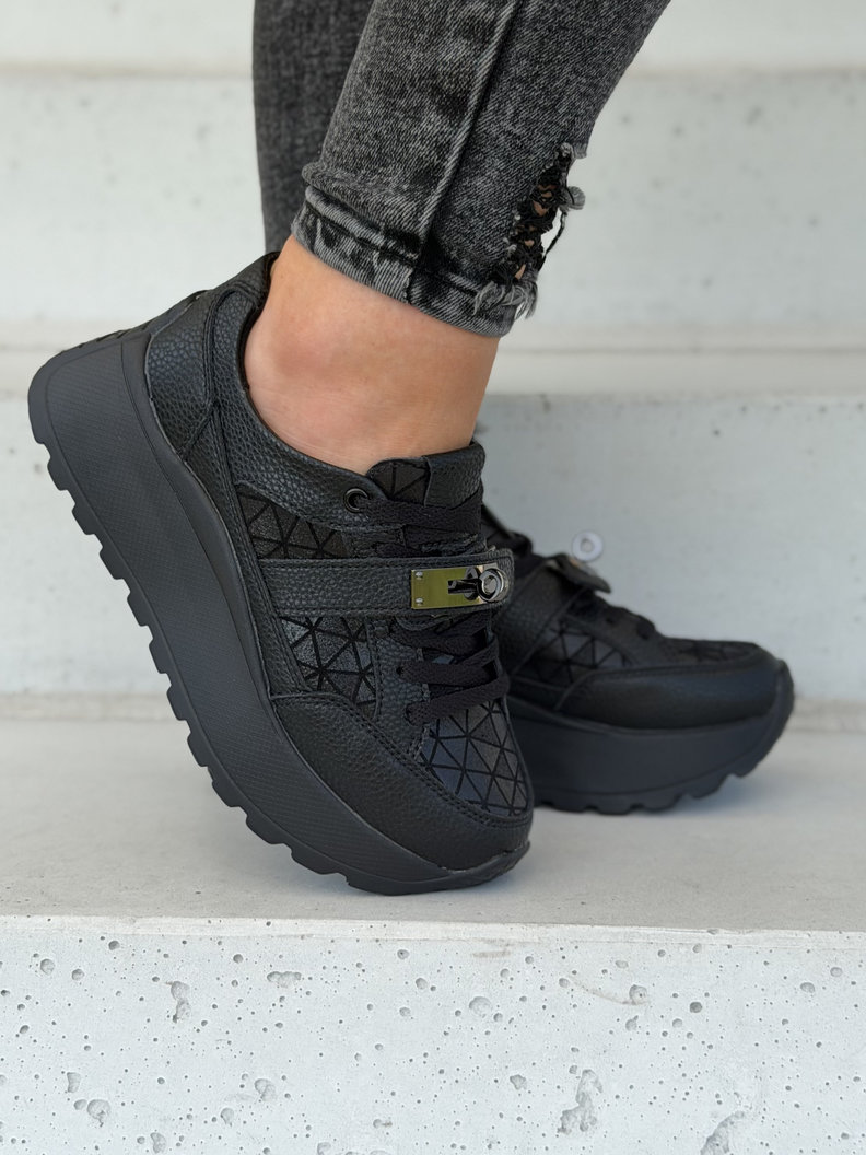 Sneakersy damskie LAMIA black z ozdobną klamrą skóra naturalna