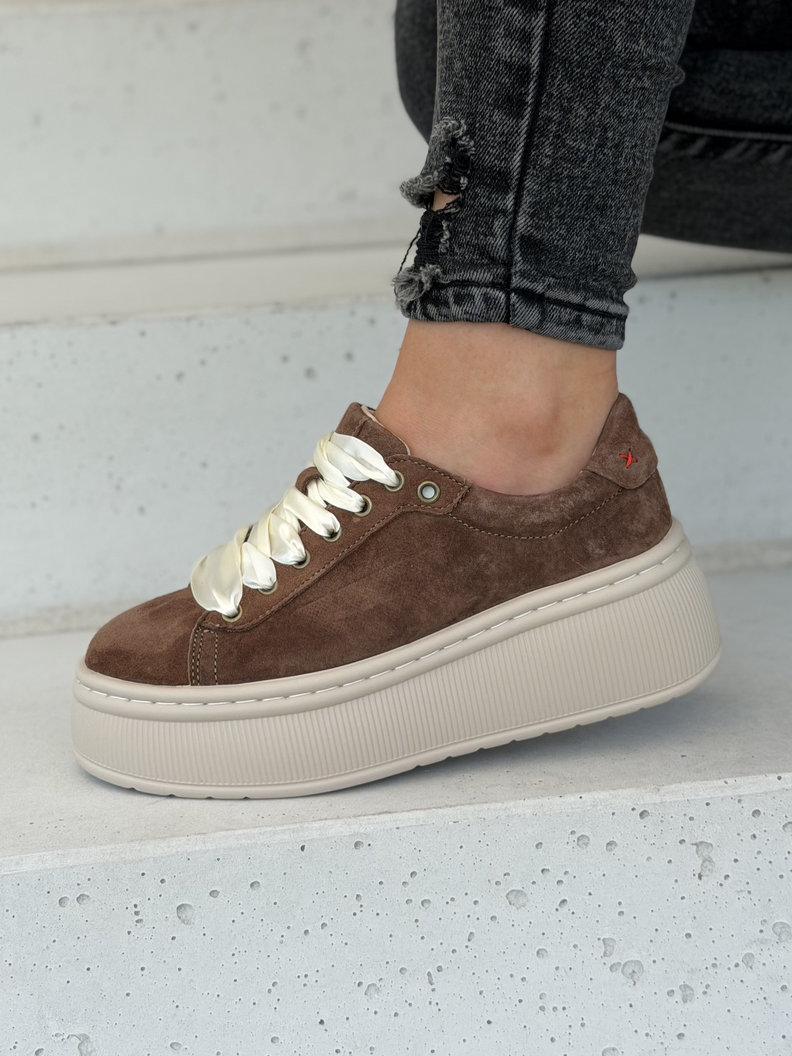 Trampki na wyższej podeszwie AMANI dark brown skóra naturalna - obrazek 6