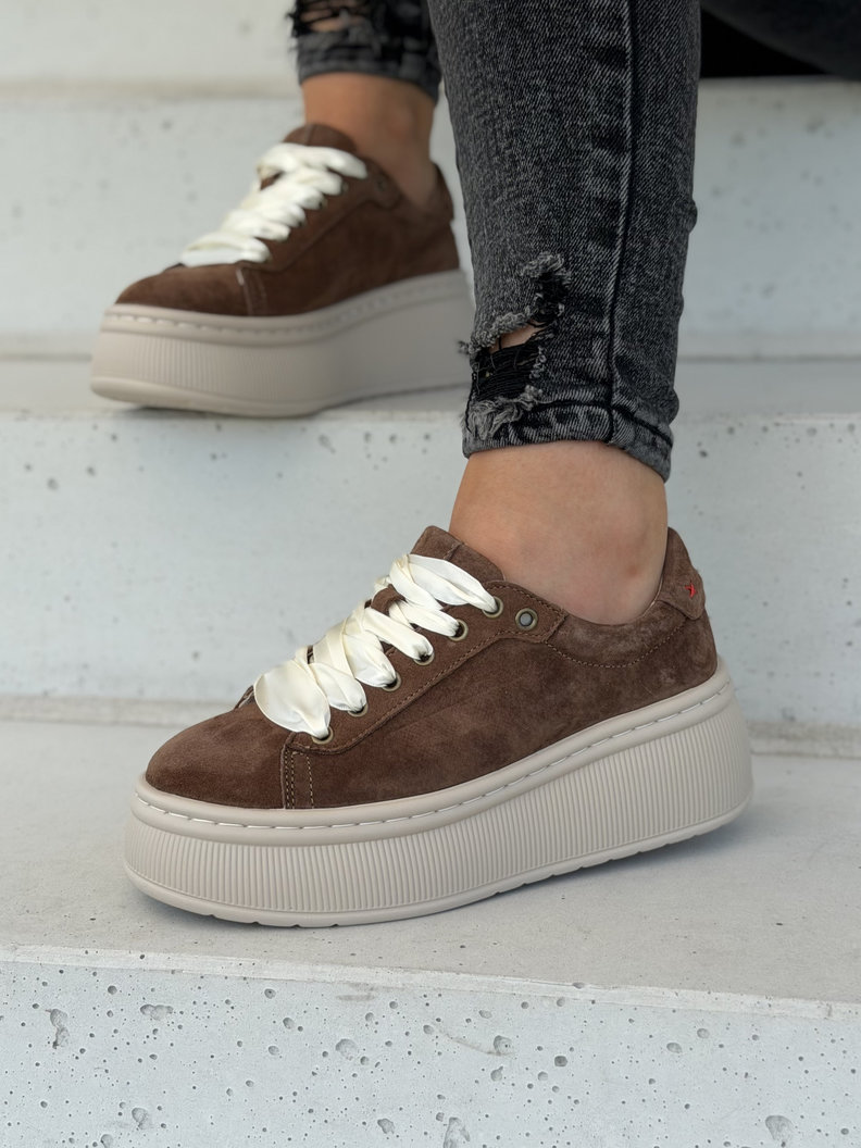 Trampki na wyższej podeszwie AMANI dark brown skóra naturalna - obrazek 3
