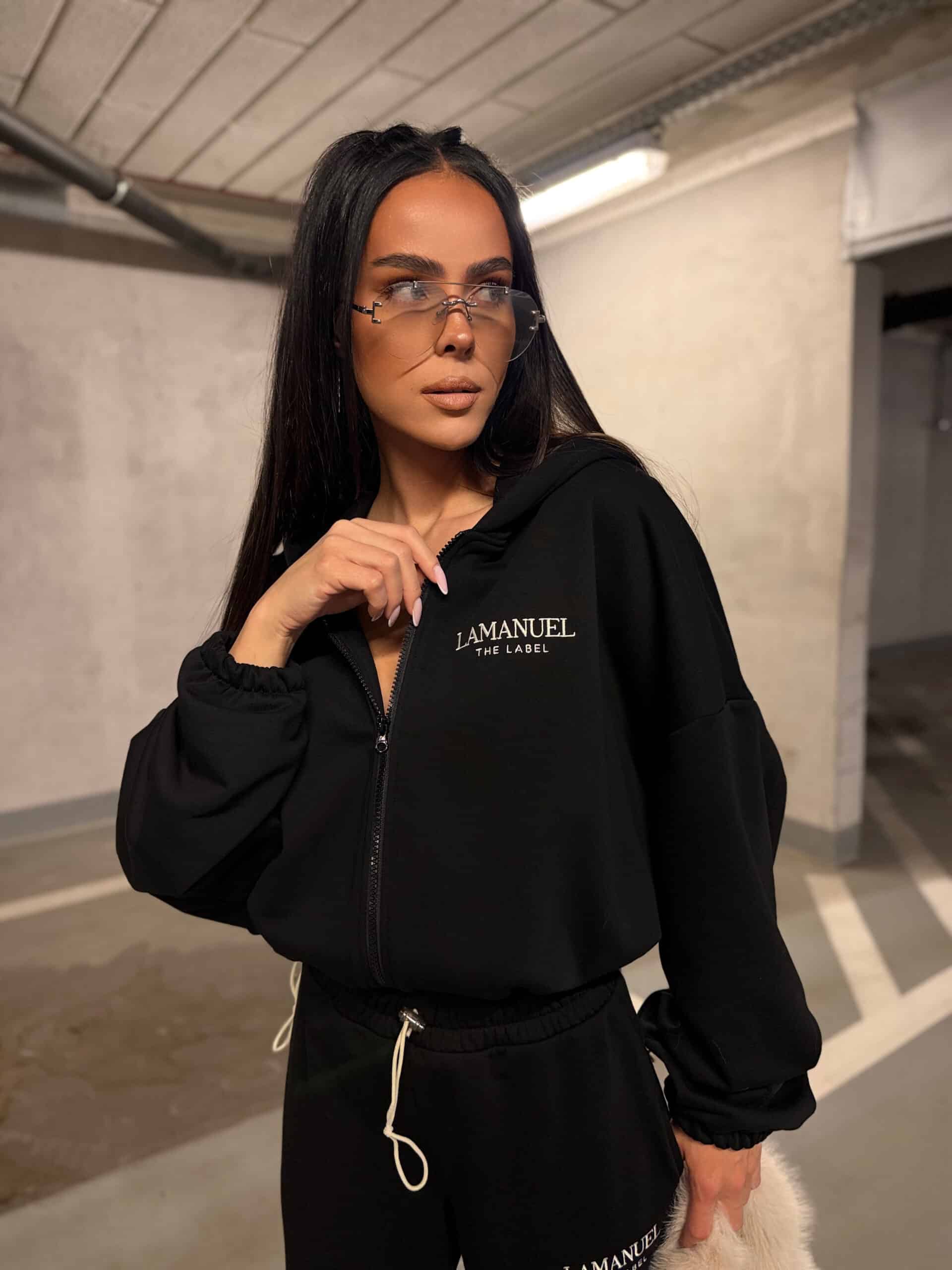 Bluza BASIC czarna La manuel polska produkcja