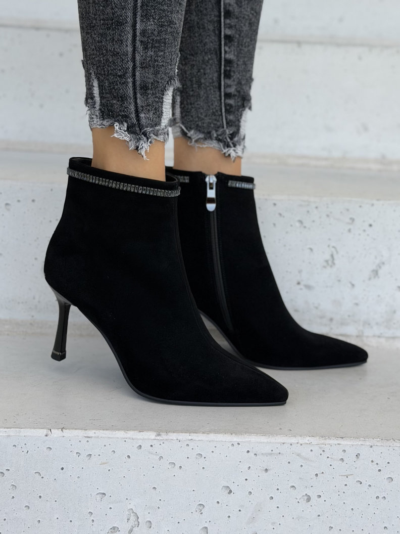 Skórzane ocieplane botki na obcasie REVIA BLACK SUEDE - obrazek 5